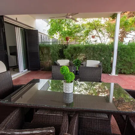 Holiday home Large Veranda 2br Walk To *